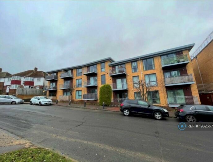 1 Bedroom Flat To Rent In Maylands Drive, Sidcup, DA14