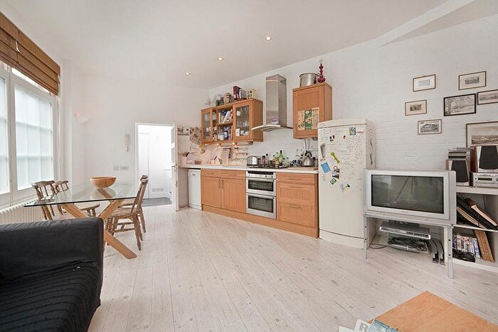 2 Bedroom Flat To Rent In Baring Street, Islington, N1