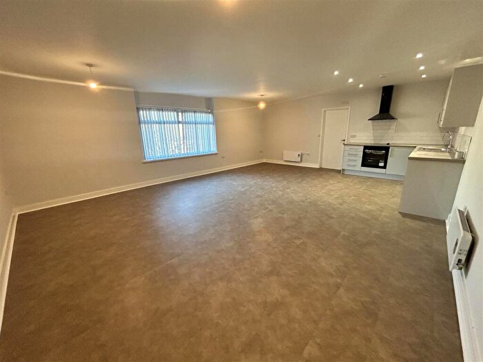 1 Bedroom Apartment To Rent In Horninglow Road North, Burton-On-Trent, DE13