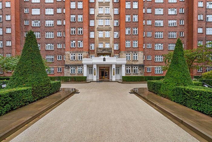 1 Bedroom Flat For Sale In Grove Hall Court, Hall Road, London, NW8