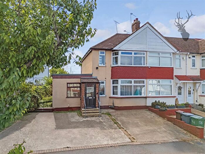 2 Bedroom End Terrace House For Sale In Russell Road, London, E4