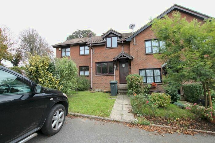 2 Bedroom Terraced House To Rent In Sunnyside Gardens, Talbot Road, Sandown, PO36