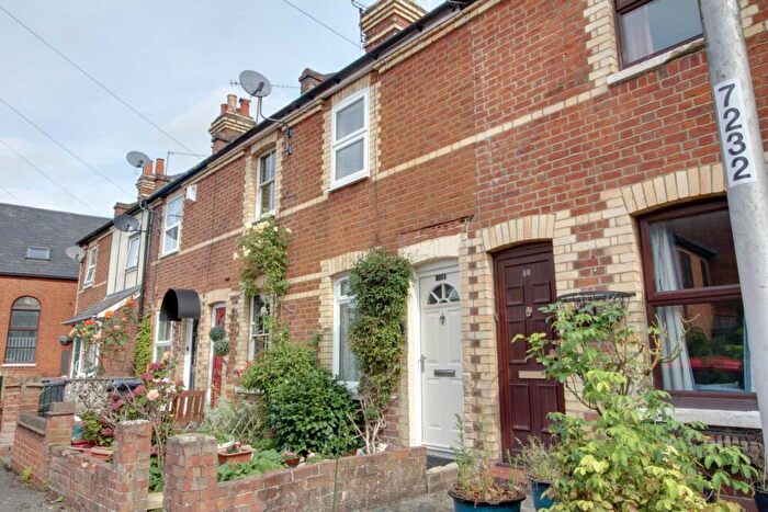 2 Bedroom Terraced House To Rent In Tuns Hill Cottages, Earley, RG6