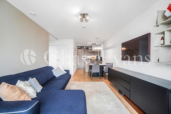 1 Bedroom Apartment For Sale In Stratosphere Tower, Great Eastern Road, Stratford, E15
