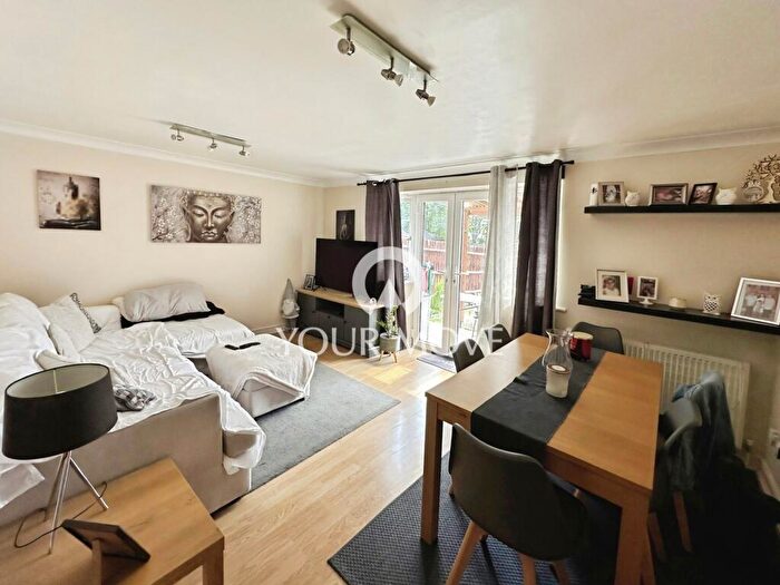 3 Bedroom House To Rent In Elizabeth Fry Place, London, SE18