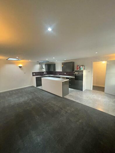 2 Bedroom Flat To Rent In New Road, Callington, PL17