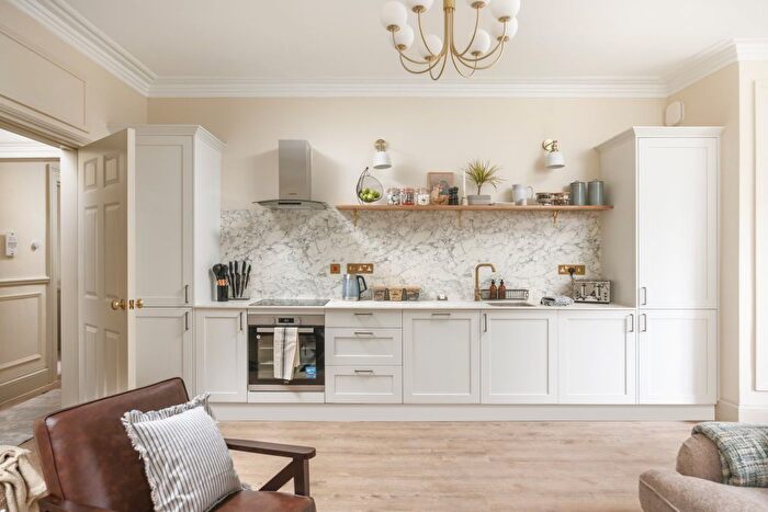 2 Bedroom Flat To Rent In Bounds Place, Millbay Road, Plymouth, PL1