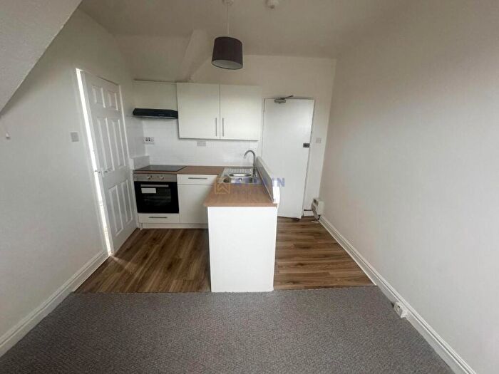 Studio To Rent In Flat, Empress Road, Derby, DE23