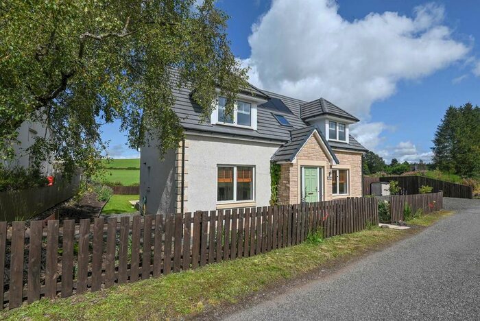 4 Bedroom Detached House For Sale In Ravenstoft, Crook Of Devon, Kinross, KY13