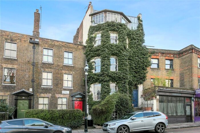 4 Bedroom Terraced House To Rent In Cross Street, London, N1