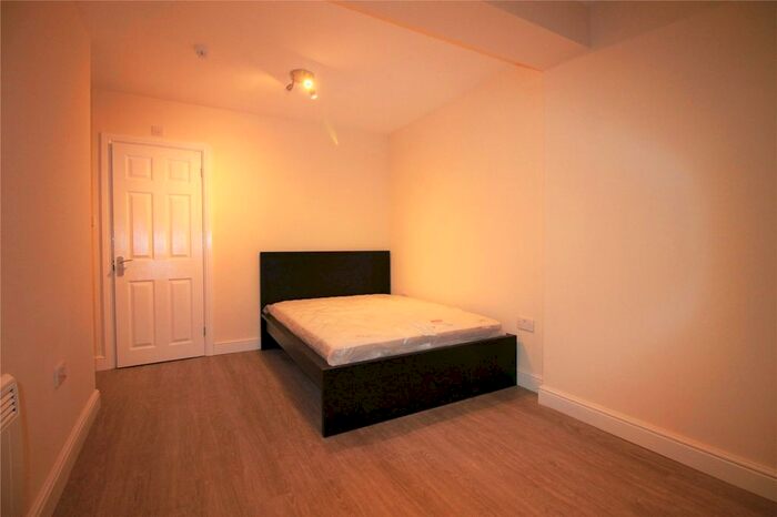 1 Bedroom Studio To Rent In Costons Lane, Greenford, UB6