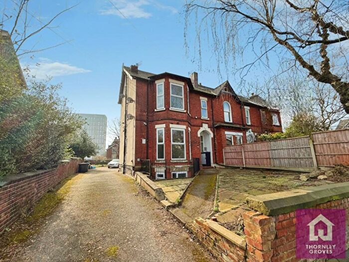 2 Bedroom Flat To Rent In Belgrave Crescent, Eccles, Manchester, Greater Manchester, M30