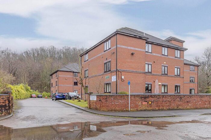 2 Bedroom Apartment For Sale In Glebedale Court, Stoke On Trent, ST4