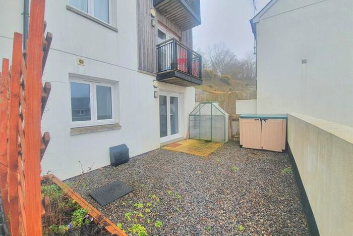 2 Bedroom Flat To Rent In Saddleback Close, Ogwell, Newton Abbot, TQ12