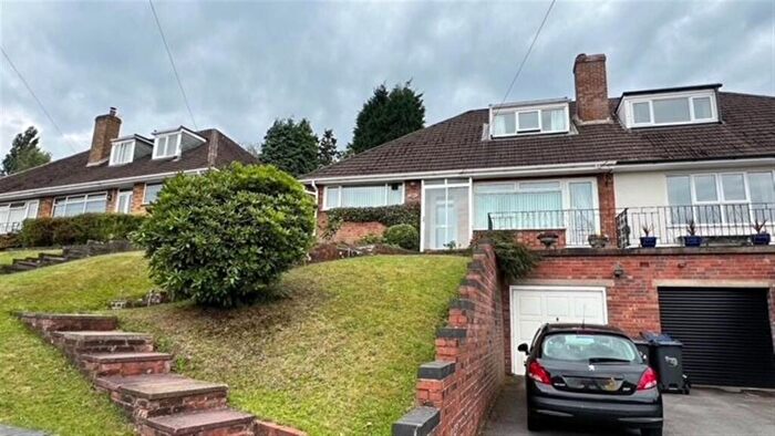 3 Bedroom Semi-Detached House For Sale In Maney Hill Road, Sutton Coldfield, B72