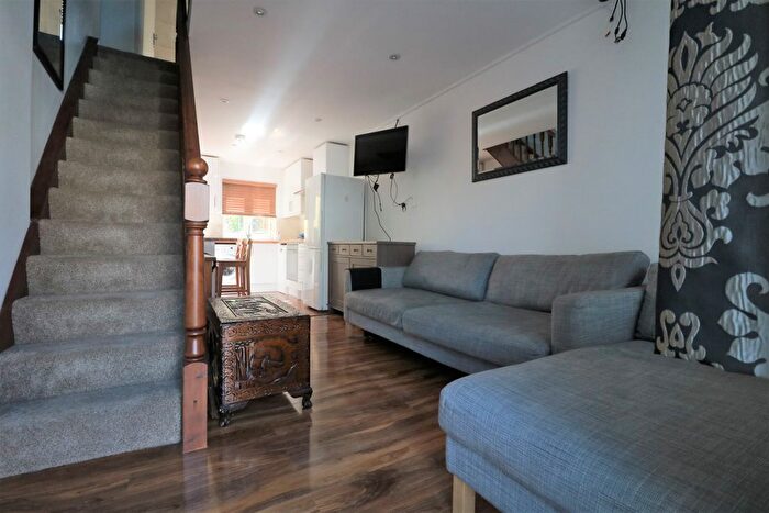 1 Bedroom Maisonette To Rent In Stanhope Avenue, London, N3