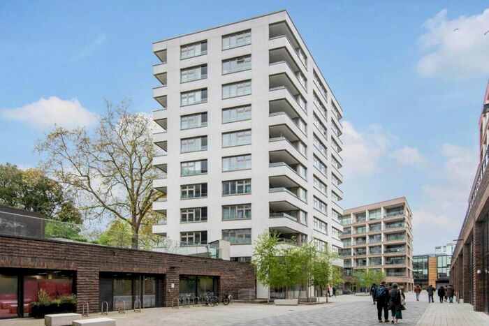 2 Bedroom Flat To Rent In Sterling Way, Islington, N7