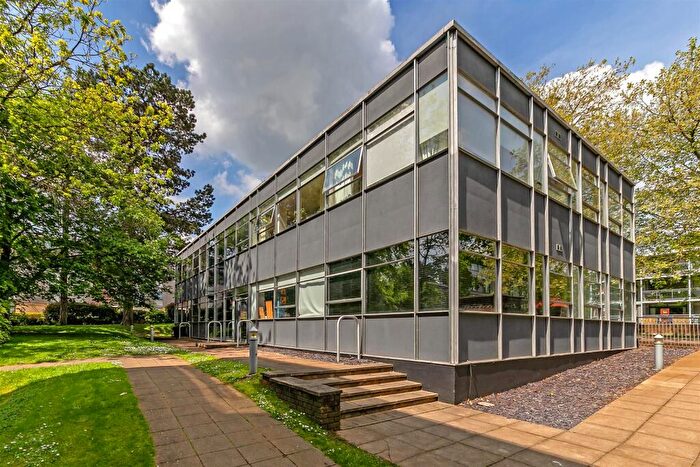 1 Bedroom Flat To Rent In St. Peters Road, St. Albans, AL1