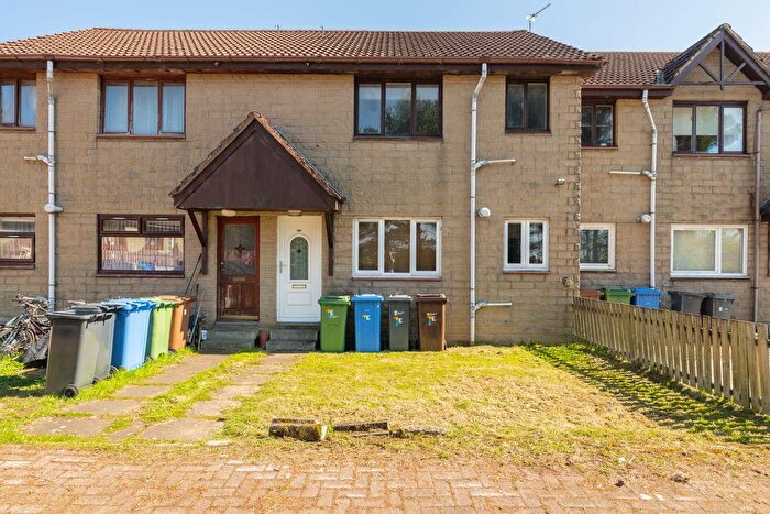 1 Bedroom Flat For Sale In Neilson Court, Blackburn, EH47