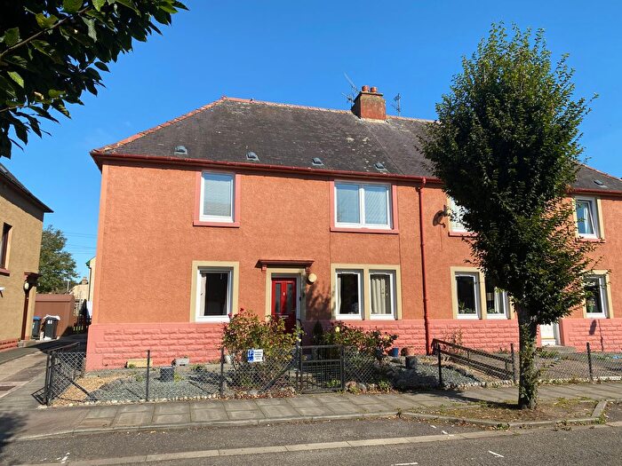 2 Bedroom Flat For Sale In Grovehill, Kelso, TD5