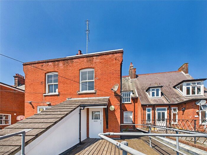 1 Bedroom Flat To Rent In Victoria Street, Felixstowe, Suffolk, IP11