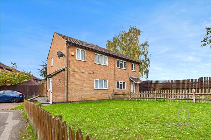 3 Bedroom Semi-Detached House For Sale In Morgan Close, Northampton, Northamptonshire, NN3
