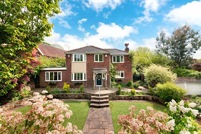 4 Bedroom Detached House For Sale In Taylor Hill, Cawthorne, S75