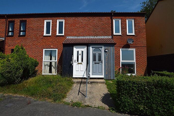 2 Bedroom End Of Terrace House To Rent In Coneyburrow Gardens, St. Leonards-On-Sea, TN38