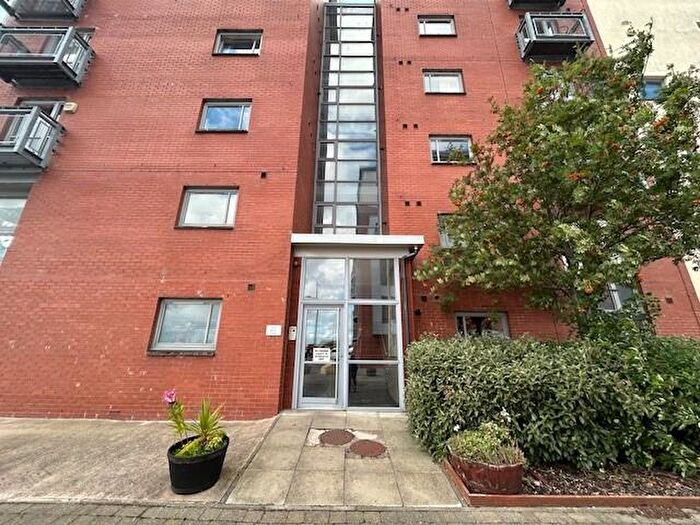 1 Bedroom Flat To Rent In Marine Parade, Dundee, DD1