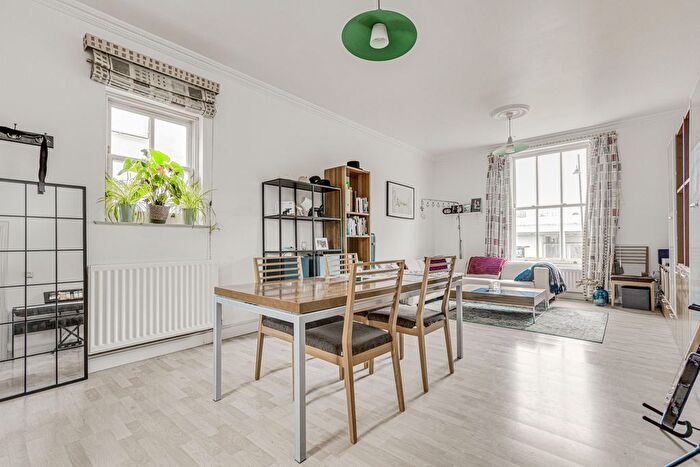 2 Bedroom Flat To Rent In Acre Lane, Brixton, SW2