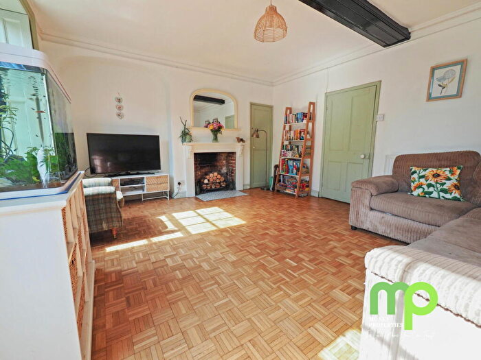 3 Bedroom End Of Terrace House For Sale In Cock Street, Wymondham, NR18