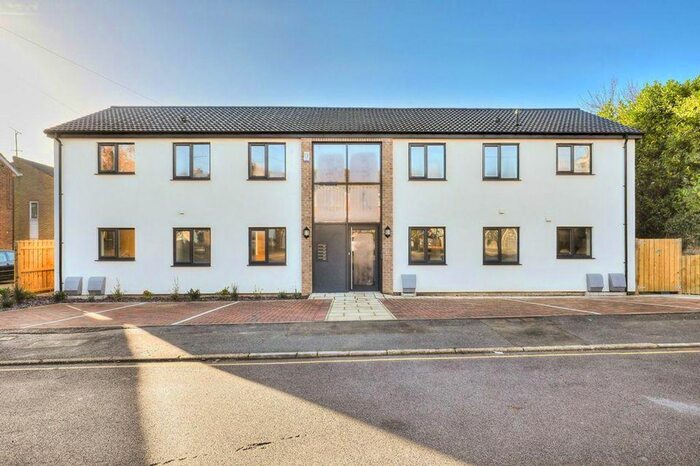 2 Bedroom Flat To Rent In Blackstock Road, Sheffield, S14