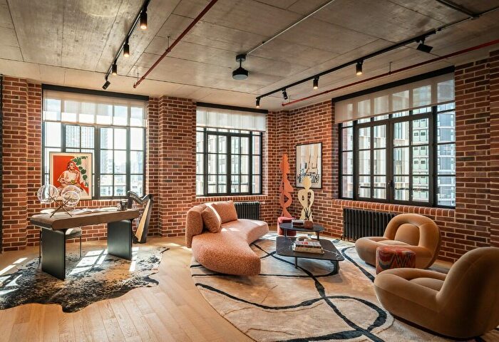 2 Bedroom Apartment For Sale In Canary Wharf, London, E14