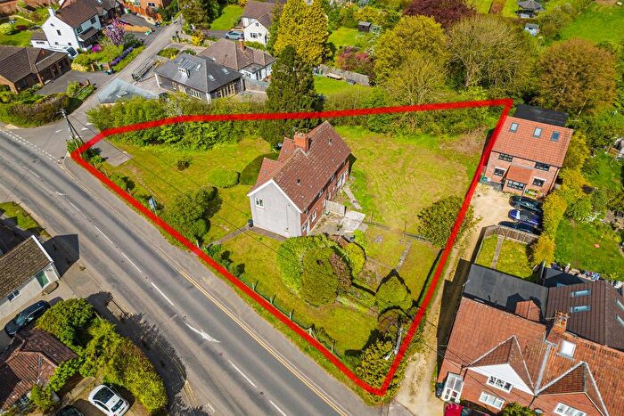 6 Bedroom Land For Sale In Wotton Road, Charfield, Wotton-Under-Edge, GL12