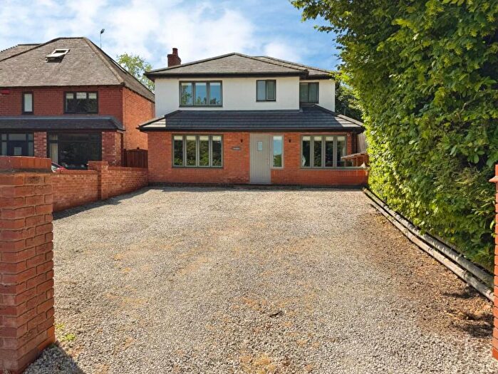 4 Bedroom Detached House For Sale In Birmingham Road, Budbrooke, Warwick, CV35