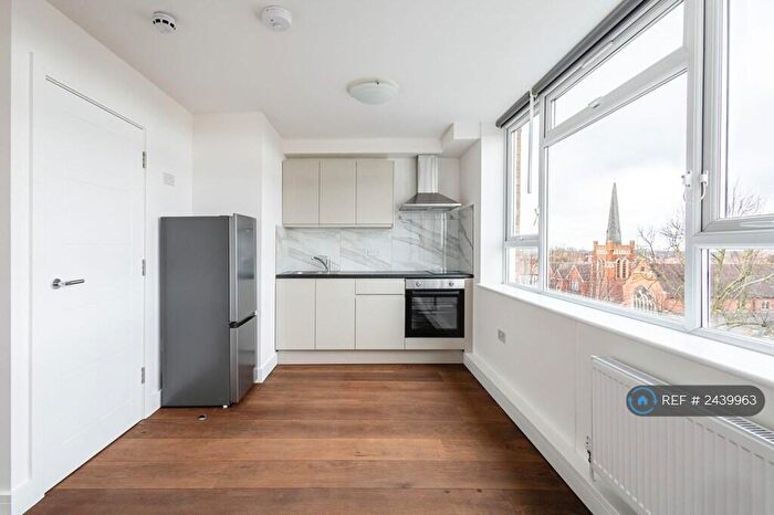 Studio To Rent In Rubens House, London, N3