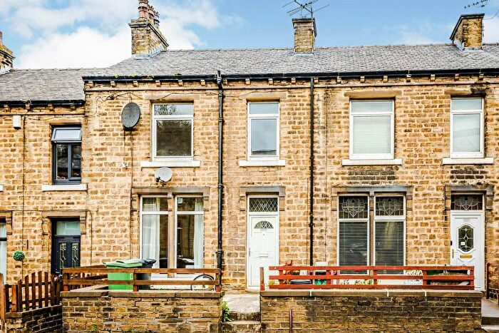 3 Bedroom House To Rent In Manchester Road, Linthwaite, Huddersfield, HD7