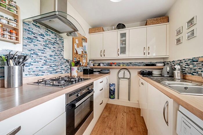 2 Bedroom Flat For Sale In Fairway Close, Churston Ferrers, Brixham, Devon, TQ5