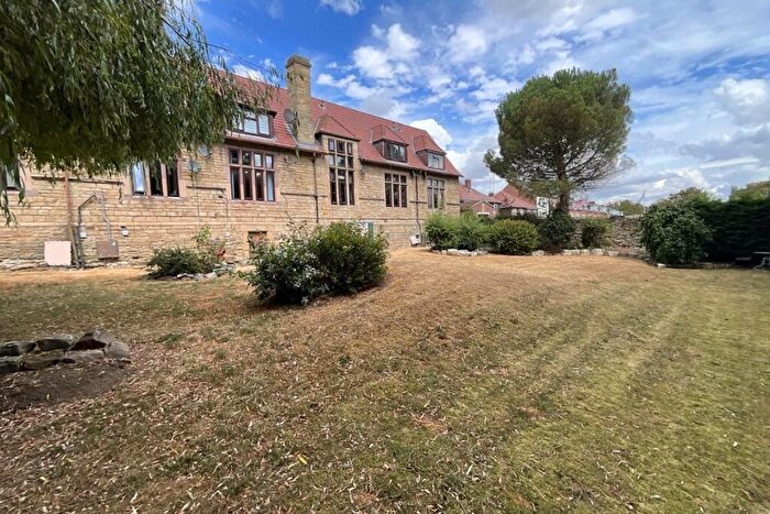 1 Bedroom Flat For Sale In Normanton Spring Road, Sheffield, S13