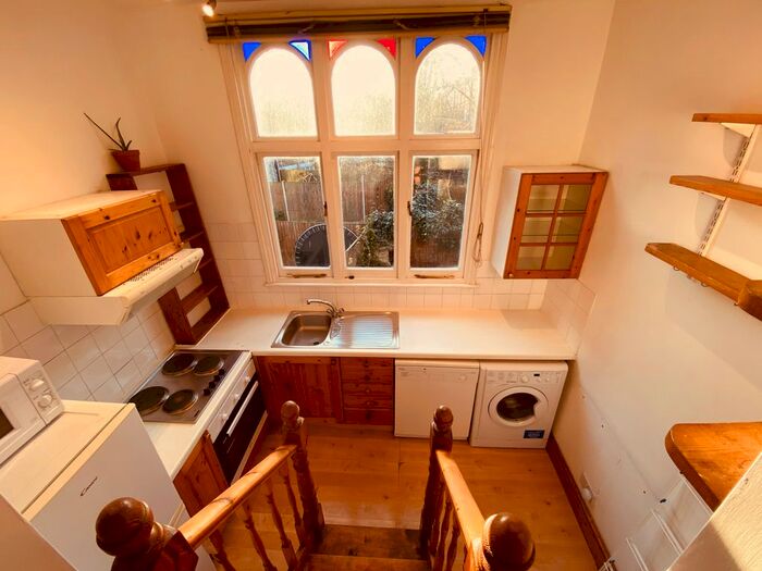 1 Bedroom Flat To Rent In Stanley Terrace, Upper Hlloway, N19