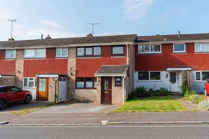 3 Bedroom Terraced House For Sale In Pasture Hill Road, Haywards Heath, RH16
