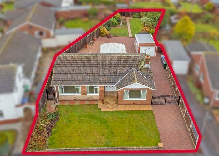 3 Bedroom Detached House For Sale In West Lane, Burn, Selby YO8