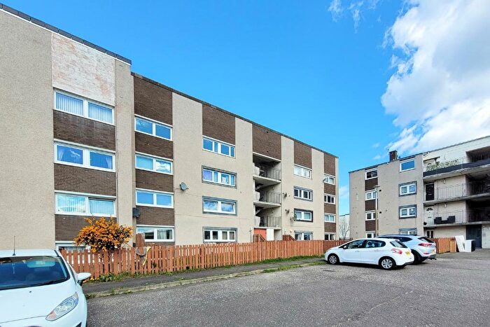 2 Bedroom Flat To Rent In Calder Grove, Sighthill, Edinburgh, EH11