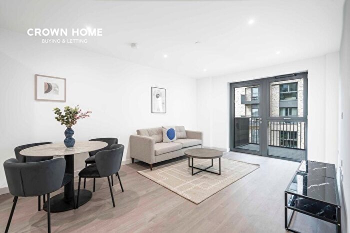 1 Bedroom Apartment To Rent In Azure Apartments, Woodberry Down, N4