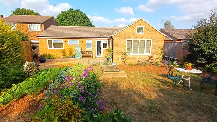 3 Bedroom Detached Bungalow For Sale In Rectory Road, Hook Norton, OX15