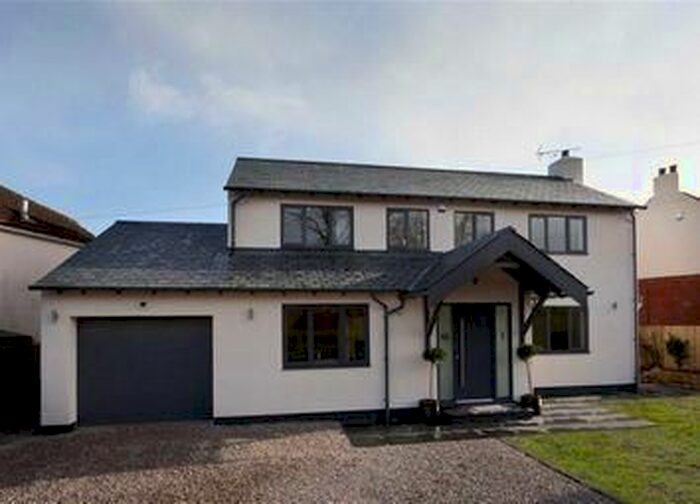 4 Bedroom Detached House To Rent In First Avenue, Bardsey LS17