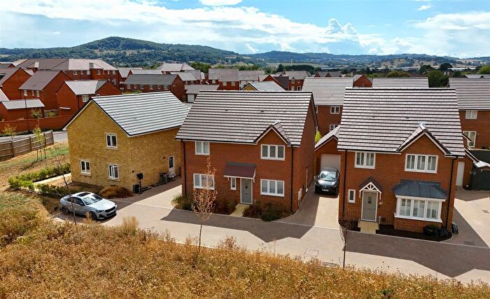 5 Bedroom Detached House For Sale In Drake Gardens, Brockworth, Gloucester, GL3