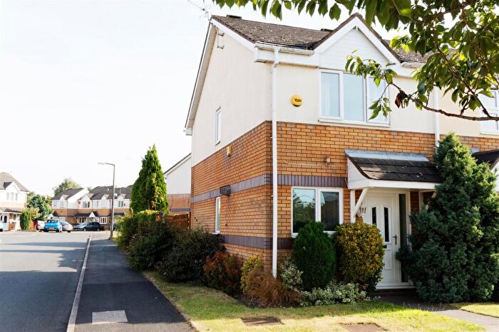 2 Bedroom End Of Terrace House To Rent In Waterways Drive, Oldbury, B69