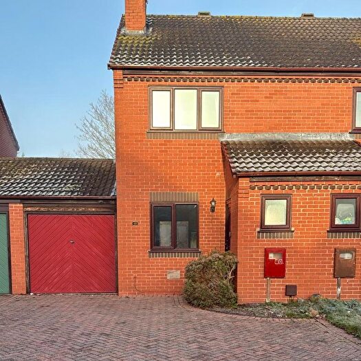 2 Bedroom Semi-Detached House To Rent In Saxon Grove, Derby, DE65