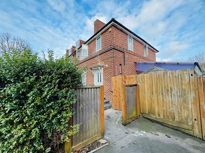 3 Bedroom End Of Terrace House For Sale In Orange Hill Road, Burnt Oak, HA8